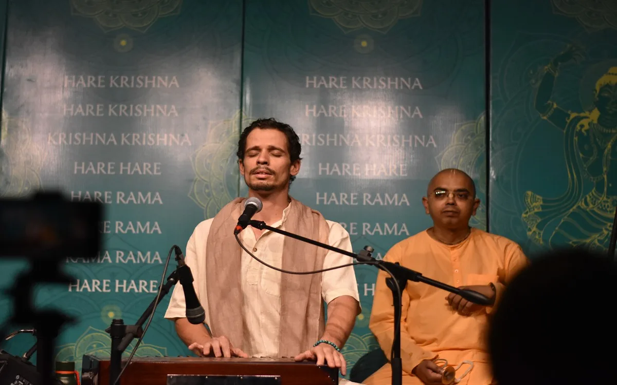 Singing together at the ashram